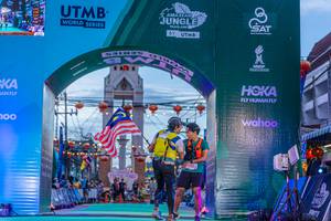 BIB: 700, 1008
                            <button type="button" onclick="openModal(21794775)" class="btn btn-primary btn-sm float-right btn-popup" data-toggle="modal" data-target=".modal-high-quality">
                        <i class="fas fa-shopping-cart"></i> Add to Cart
                    </button>
                                            <button type="button" onclick="isThisMe(21794775, true)" class="btn btn-success btn-sm float-right btn-popup btn-isme hidden" data-toggle="tooltip" data-placement="bottom" title="นี่คือรูปของคุณใช่ไหม คลิกที่นี่เพื่อเอาเข้าอัลบั้ม">
                        <i class="fas fa-plus"></i> Add to album
                    </button>
                    <button type="button" onclick="isThisMe(21794775, false)" class="btn btn-warning btn-sm float-right btn-popup btn-isnotme hidden">
                        <i class="fas fa-ban"></i> Remove from album
                    </button>